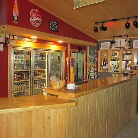 Alcan Motor Inn Haines Junction Bagian luar foto